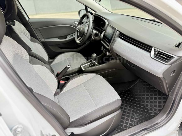 Galeriden Renault Clio 1.0 TCe Evolution 2025 Model Ankara