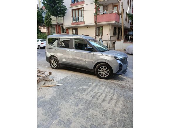 Sahibinden Ford Tourneo Courier 1.5 EcoBlue Titanium 2025 Model