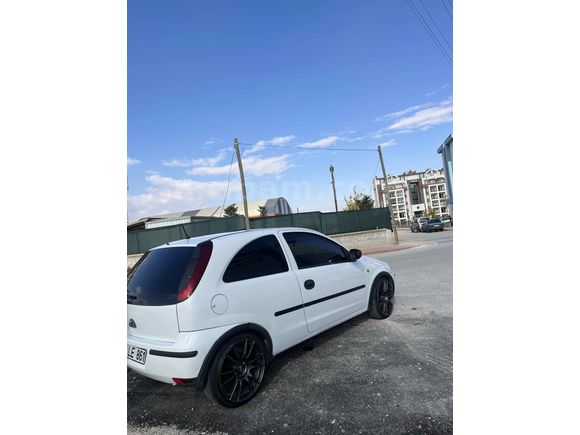 Sahibinden Opel Corsa 1.3 CDTI Cosmo 2006 Model 