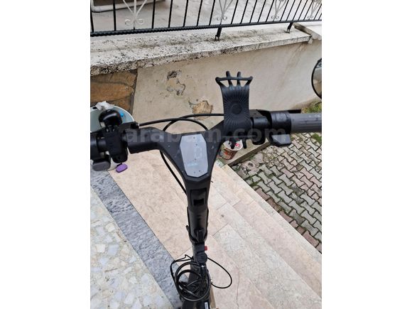 (ACİL SATILIK) NAVEE ST3 1000 W 60 km Menzil Elektrikli Scooter