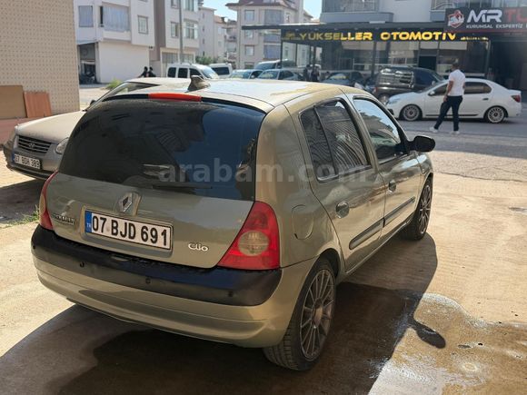 Galeriden Renault Clio 1.2 Authentique 2004 Model Antalya