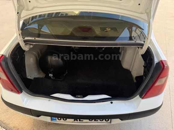 Galeriden Renault Clio 1.4 Authentique 2002 Model Ankara