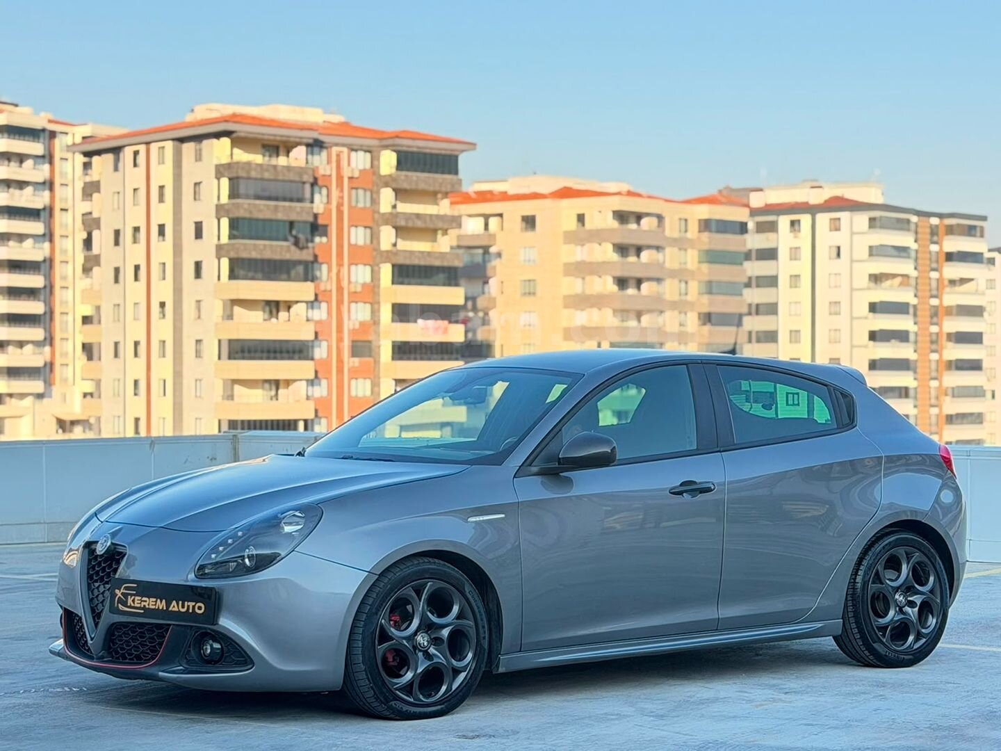 Galeriden Alfa Romeo Giulietta 1.6 JTD Super TCT 2020 Model Gaziantep 132.000 km Gri 7