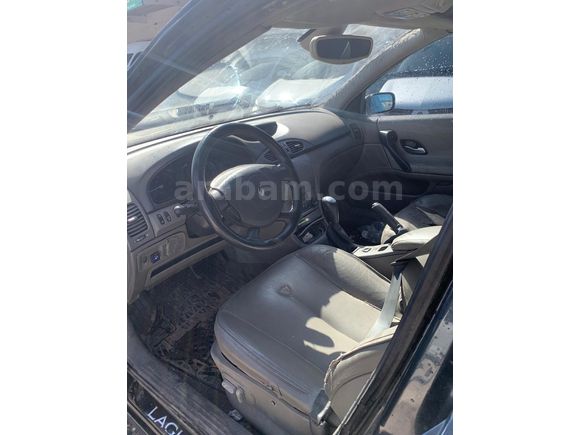 Galeriden Renault Laguna 2.0 Privilege 2003 Model Şanlıurfa