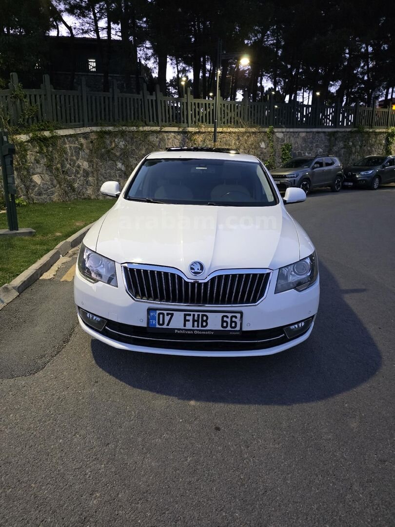 Galeriden Skoda SuperB 1.6 TDI Prestige 2013 Model İstanbul 163.463 km Beyaz 6