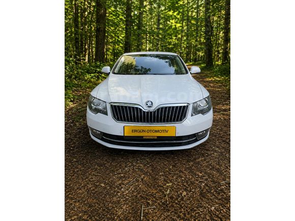 Galeriden Skoda SuperB 1.6 TDI Prestige 2013 Model İstanbul