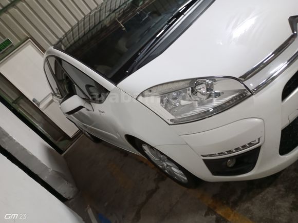 Sahibinden Citroen C4 Picasso 1.6 e-HDi Dynamic 2012 Model 