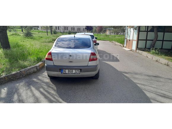 Sahibinden Renault Megane 1.6 Privilege 2010 Model