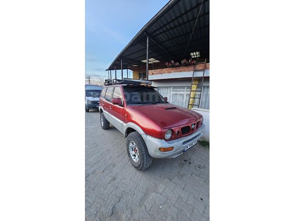 Sahibinden Nissan Terrano 2.4 SE 1998 Model  takaslara açık