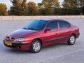ŞENTÜRKLERDEN MEGANE 1.6 16V BORDO