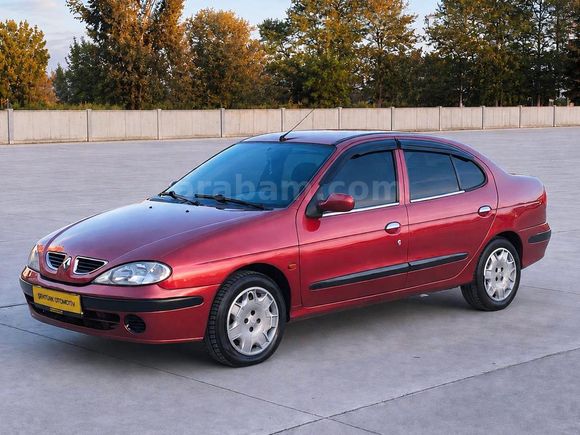 ŞENTÜRKLERDEN MEGANE 1.6 16V BORDO