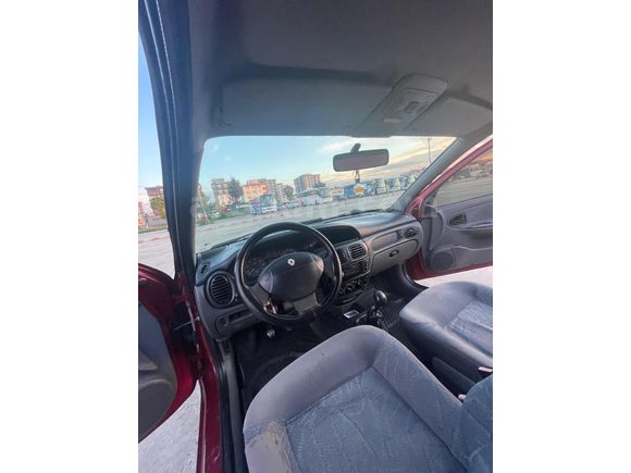 ŞENTÜRKLERDEN MEGANE 1.6 16V BORDO