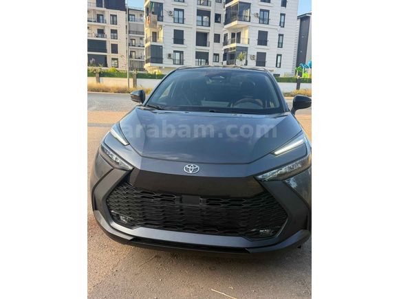 90 üzeri engelliden engelliye
 Toyota C-HR 1.8 Hybrid Passion 2025 Model 