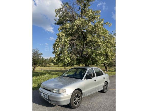 Sahibinden Hyundai Accent 1.3 LS 1997 Model 