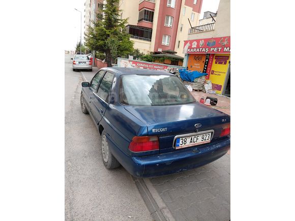 Sahibinden Ford Escort 1.6 CLX 1999 Model 