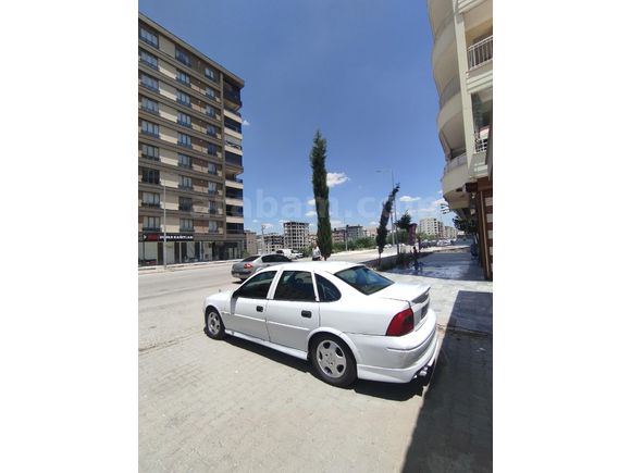vectra1.6 Comfort