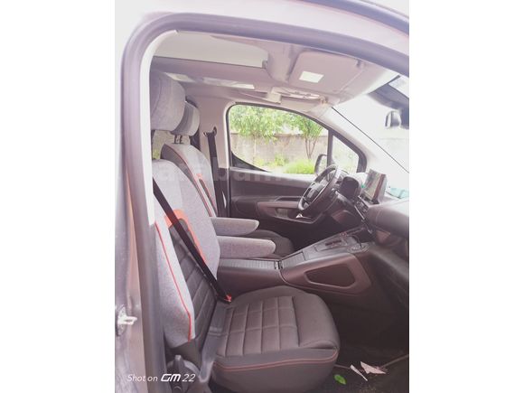 Sahibinden Citroen Berlingo 1.5 BlueHDI 2025 Model  11.000 km Gri (Gümüş)