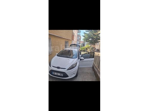 Sahibinden Ford Fiesta 1.4 TDCi Trend 2010 Model Ankara 185.000 km Beyaz