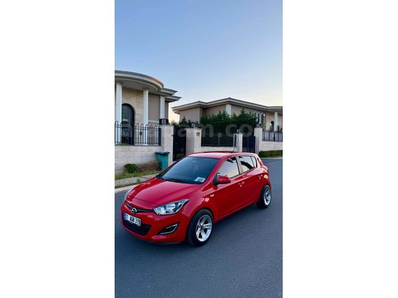 Sahibinden Hyundai i20 1.2 D-CVVT Sense 2013 Model 