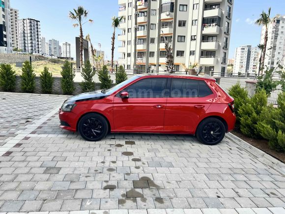 Sahibinden Skoda Fabia 1.0 GreenTec Ambition 2015 Model 