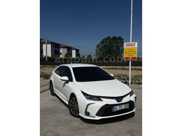 Sahibinden Toyota Corolla 1.5 Flame 2021 Model 