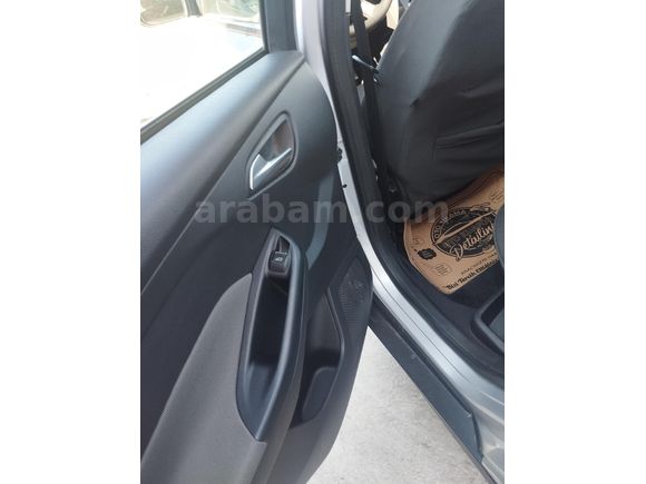 Galeriden Ford Focus 1.6 TDCi Trend 2012 Model Sinop