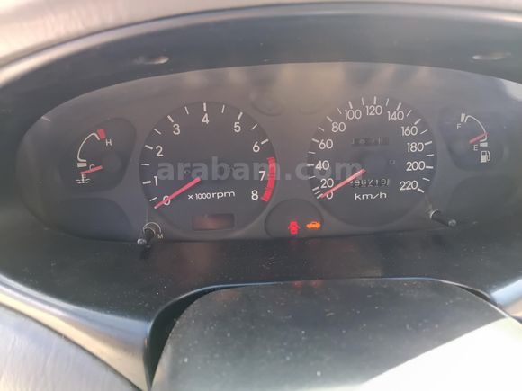 son fiyat Sahibinden Hyundai Elantra 1.6 GLS 2000 Model