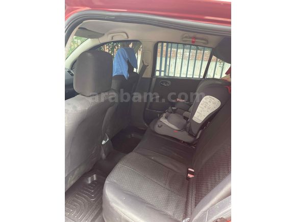 Sahibinden Renault Megane 1.4 Authentique 2006 Model 
