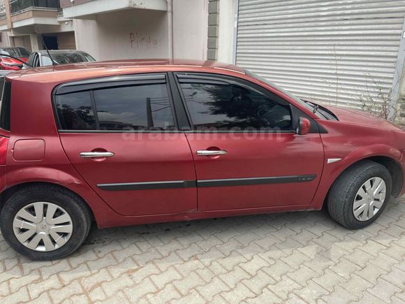 Sahibinden Renault Megane 1.4 Authentique 2006 Model 