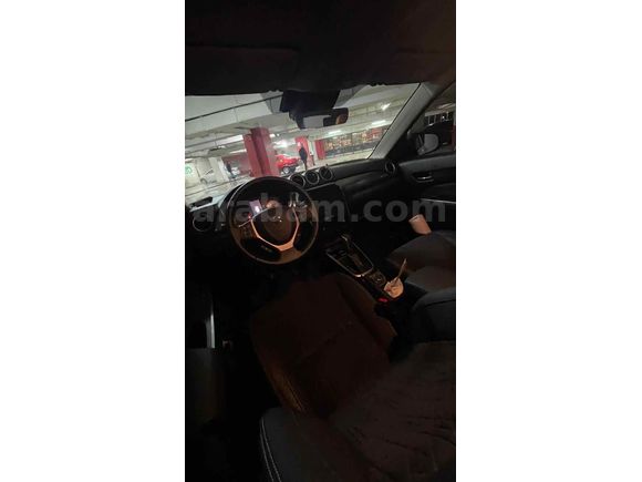 Sahibinden Suzuki Vitara 1.4 Boosterjet Hibrit GLX Premium 2025 Model 