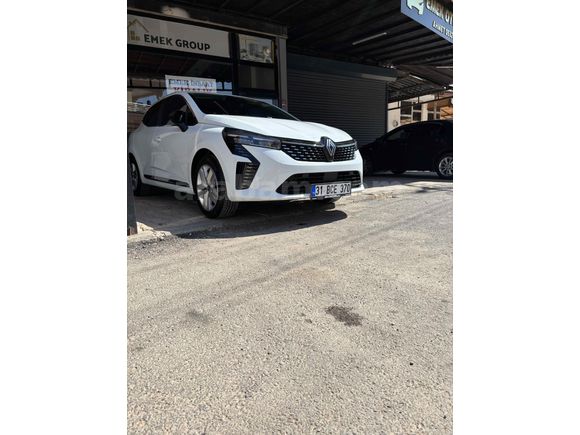 Sahibinden Renault Clio 1.0 TCe Evolution 2025 Model 