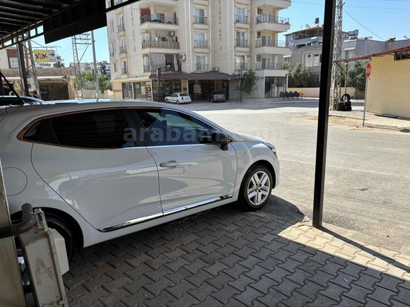 Sahibinden Renault Clio 1.0 TCe Evolution 2025 Model 