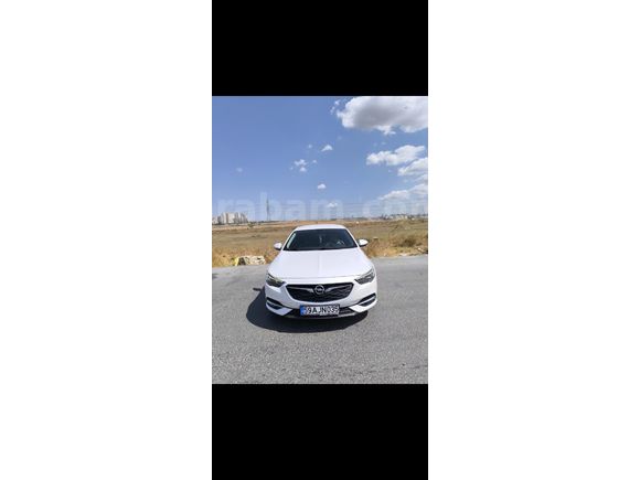 Sahibinden Opel Insignia 1.6 CDTI Enjoy 2018 Model  hatasız boyasız değişensiz 139.000 km Beyaz