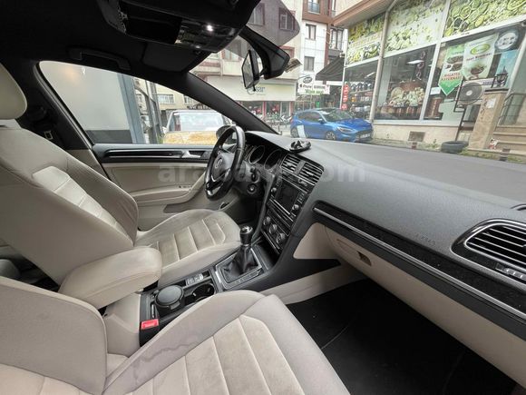 SARAY OTO’DAN 2017 MODEL VOLKSWAGEN GOLF COMFORTLİNE