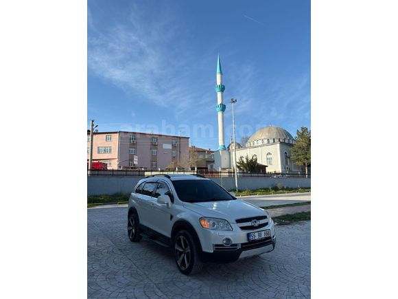 Sahibinden Chevrolet Captiva 2.0 D LT High En Dolu pakedi 2011 Model emsallerinin altında fiyatı 137.00km