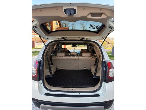 Sahibinden Chevrolet Captiva 2.0 D LT High En Dolu pakedi 2011 Model emsallerinin altında fiyatı 137.00km takas vardir