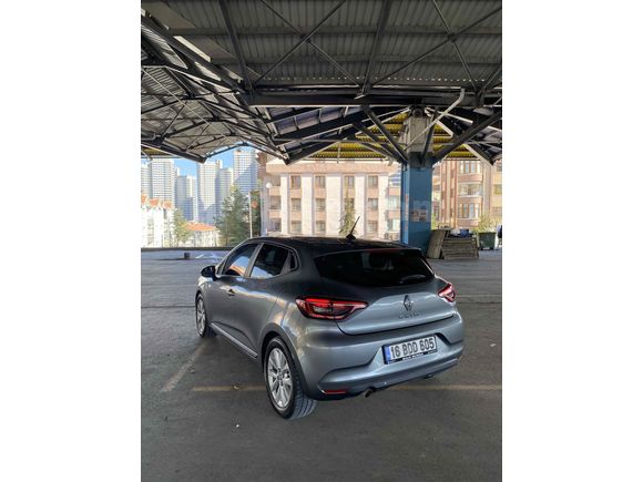 Sahibinden Renault Clio 1.0 TCe Touch 2023 Model 