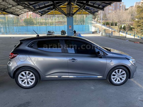 Sahibinden Renault Clio 1.0 TCe Touch 2023 Model 