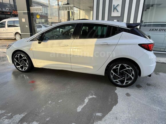 Galeriden Opel Astra 1.6 CDTI Dynamic Elite 2016 Model Van