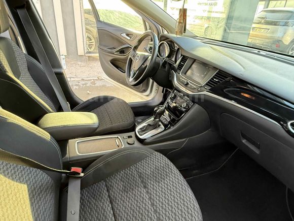 Galeriden Opel Astra 1.6 CDTI Dynamic Elite 2016 Model Van