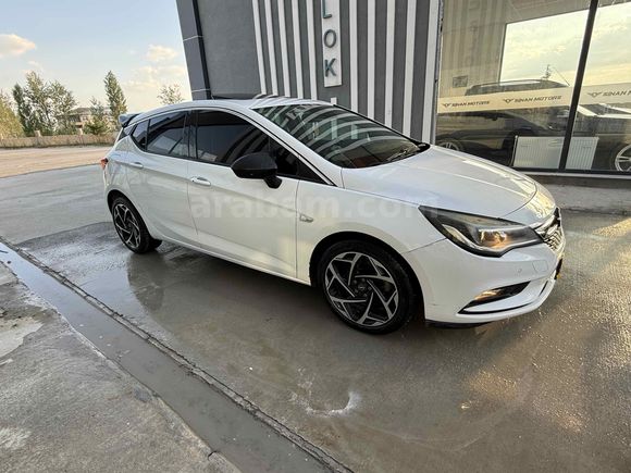 Galeriden Opel Astra 1.6 CDTI Dynamic Elite 2016 Model Van