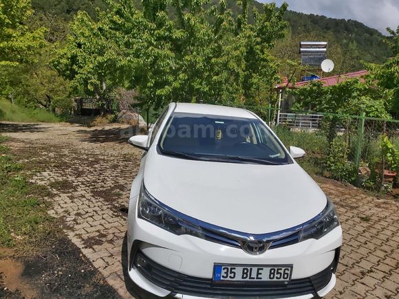 Sahibinden Toyota Corolla 1.4 D-4D Advance 2017 Model