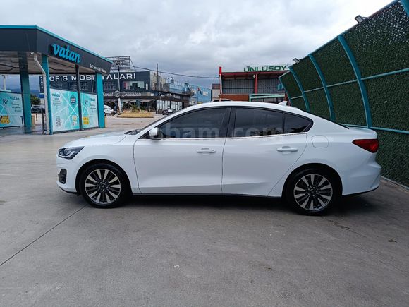 Sahibinden Ford Focus 1.5 Ti-VCT Titanium 2023 Model