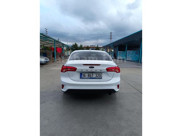 Sahibinden Ford Focus 1.5 Ti-VCT Titanium 2023 Model