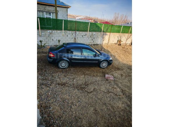 Sahibinden Renault Megane 1.5 dCi Privilege 2008 Model  271.000 km Füme
