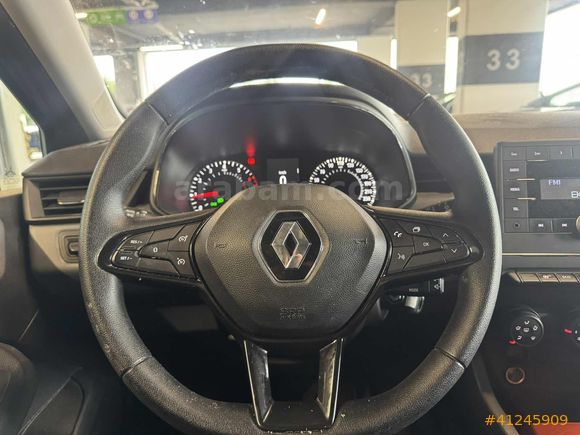 YKTCAR AUTOGROSS'DAN 2023 CLIO JOY 66.338 KM'DE