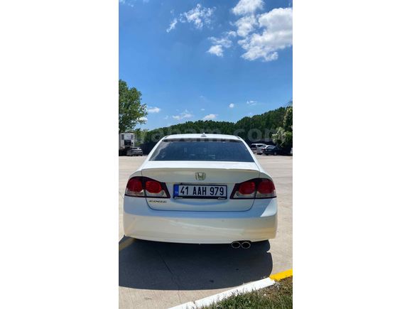 Sahibinden Honda Civic 1.6i VTEC Premium 2010 Model 