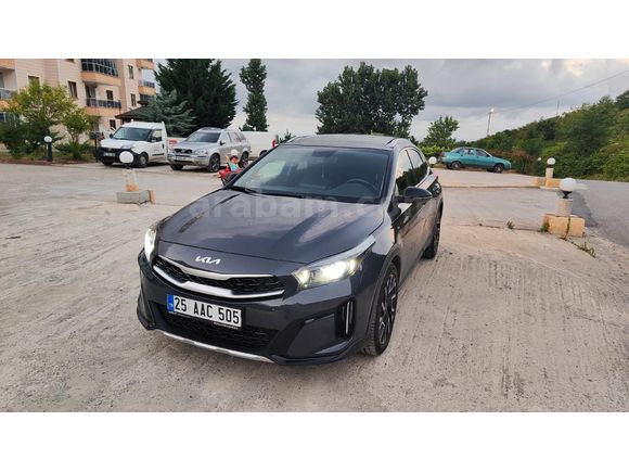 Sahibinden Kia XCeed 1.5 T-GDI Elegance 2023 Model