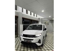 Galeriden Opel Combo 1.5 CDTI Ultimate XL 2024 Model Erzurum