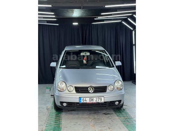 İLK SAHİBİNEN KAPALI GARAJ ARACI Volkswagen Polo 1.4 Trendline